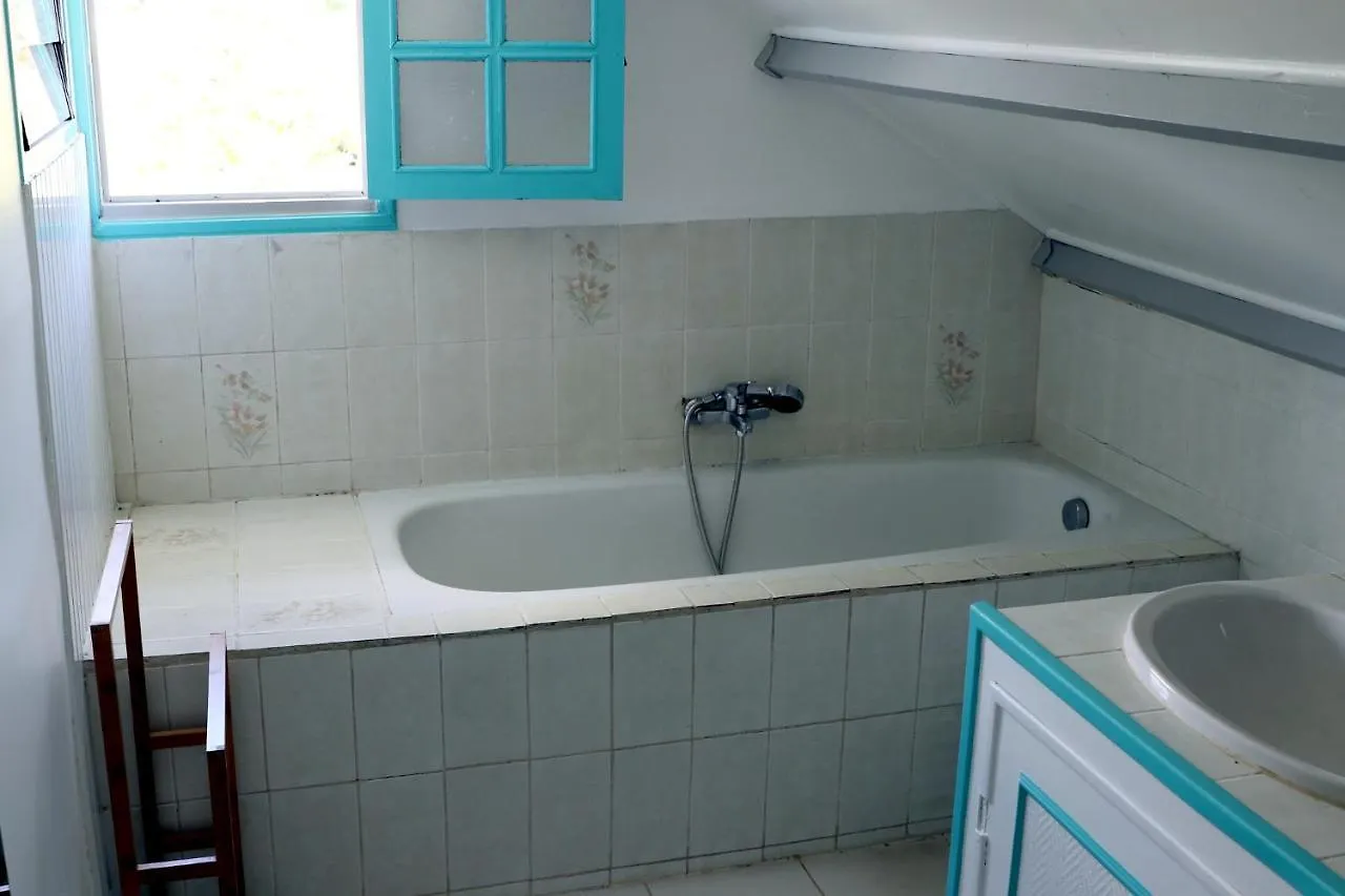 La Porte Bleue Baie-Mahault Holiday home